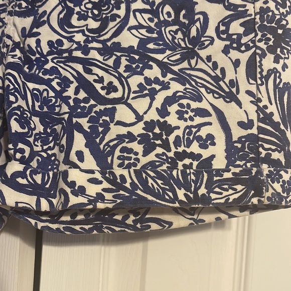 Gap kids Midi Short floral blue and white shorts size 10 - Picture 5 of 8